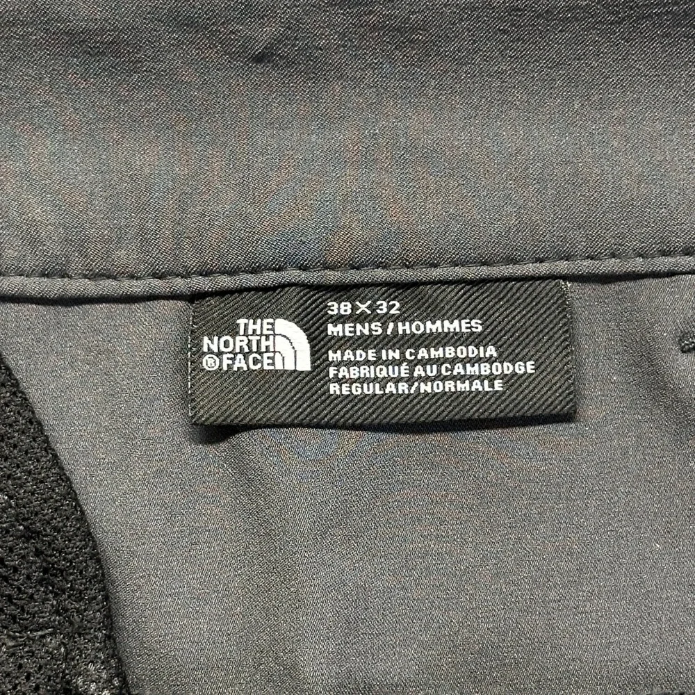 The North Face Paramount Convertible Hiking Pants Mens 38x32 Gray NF0A7WZD